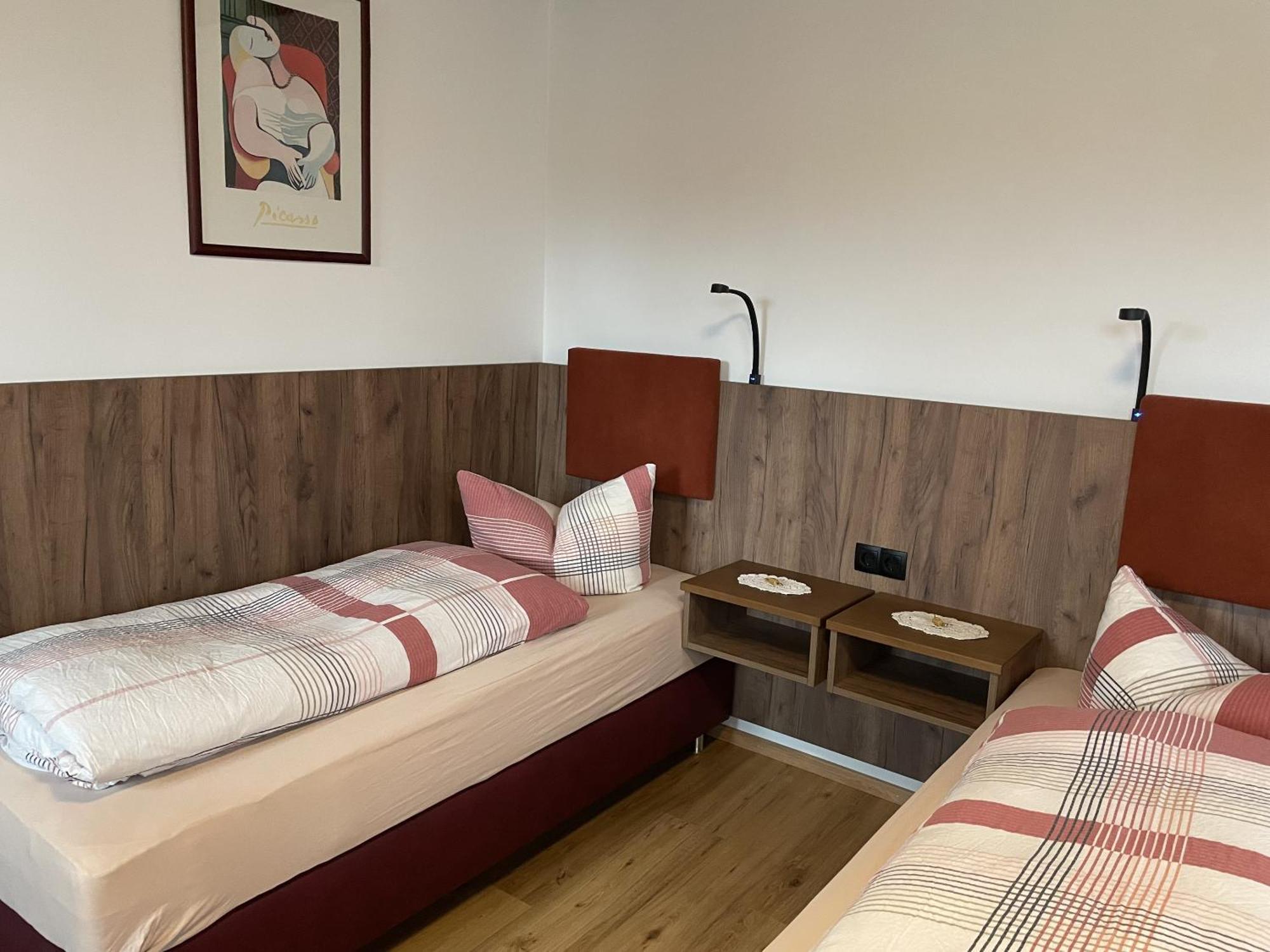 Hotel Boarding House Hohenwart Fuchstal Habitación foto